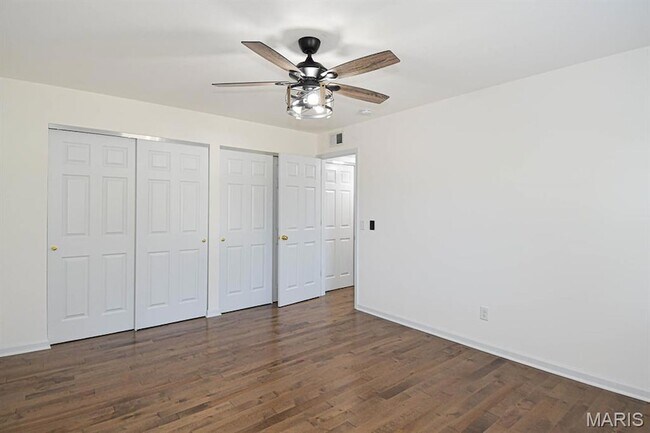 Building Photo - 306 Bright Meadows Dr