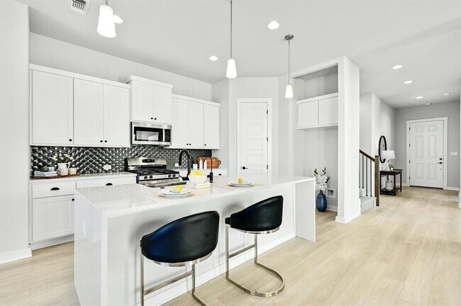 Building Photo - 2316 Gold Dust Trl