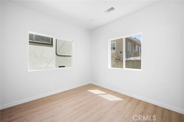 Building Photo - 10939 Nassau Ave