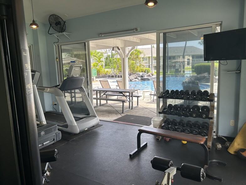 Fitness center cardio & weights - 75-6009 Alii Dr