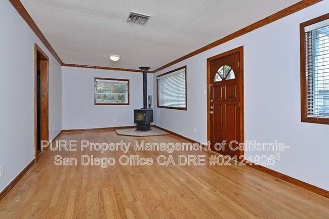 Building Photo - 1535 Meade Ave