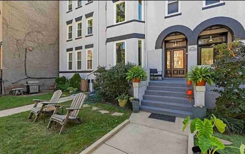 Building Photo - 1038 Lamont St NW