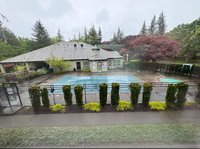 Building Photo - 5064 Foothills Dr