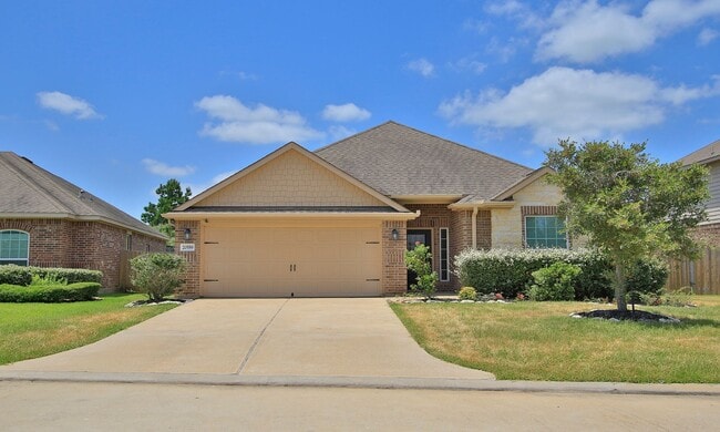 Building Photo - For Lease | 3 Bed, 2 Bath | 1,766 Sq Ft | ...