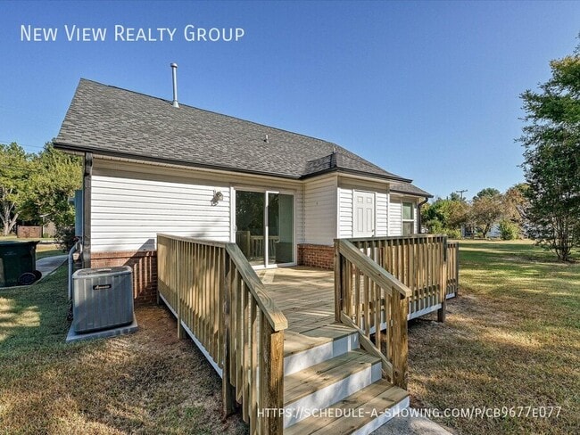 Building Photo - 1115 Crawford Rd