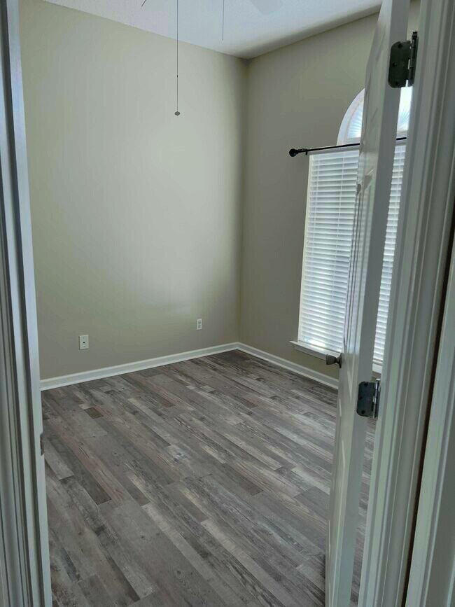 Bedroom #2 - 110 Creekside Cir