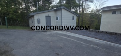Primary Photo - 209 Burch St