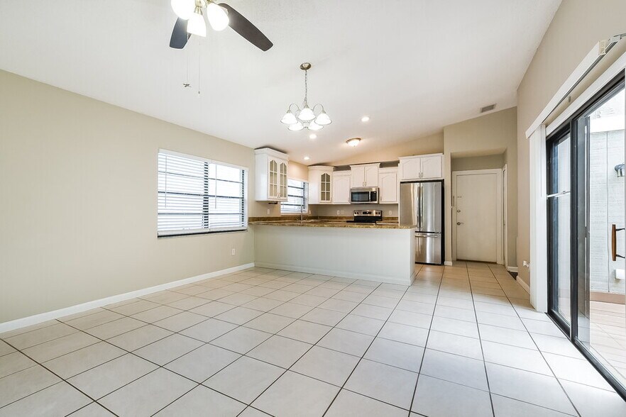 Building Photo - 1409 Bridlebrook Dr