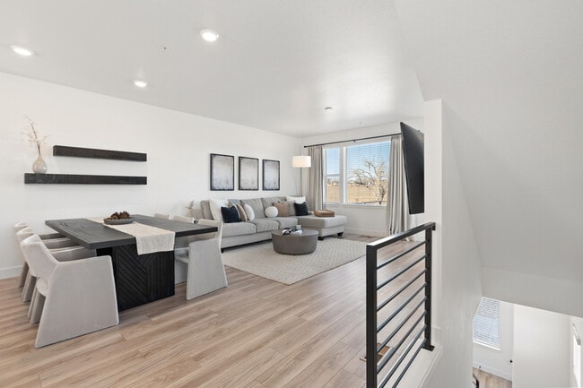 Building Photo - 2849 W 69th Ave