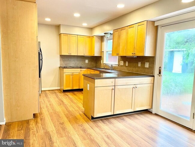 Building Photo - 13121 Memory Ln