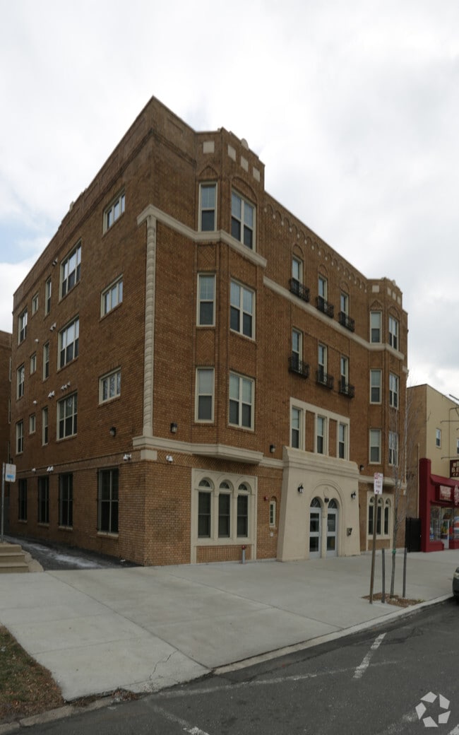 Building Photo - Shelton Court