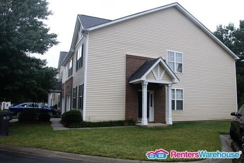 Building Photo - 16654 Commons Creek Dr