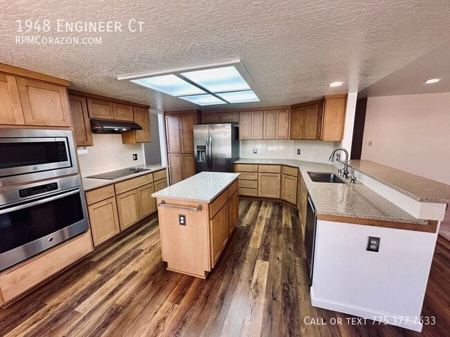 Building Photo - 1948 Engineer Ct