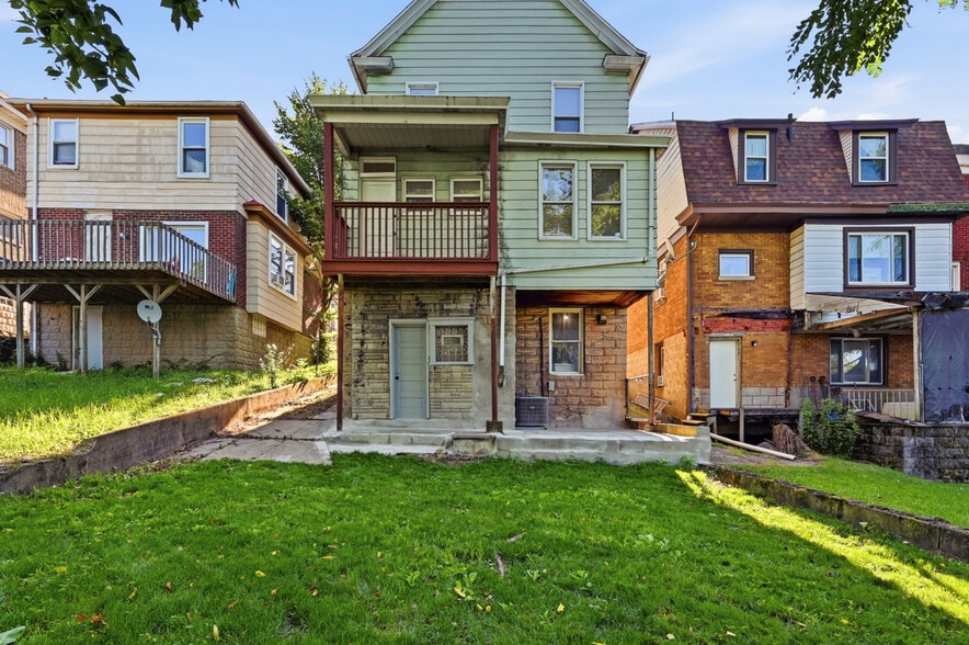 Building Photo - 1642 Methyl St