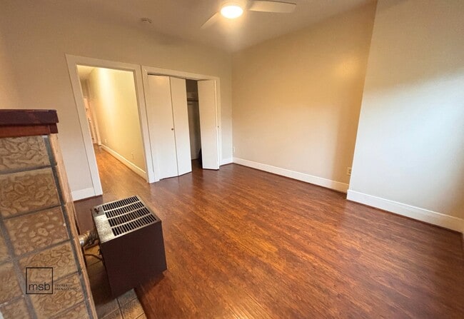 Building Photo - 1120 12th St