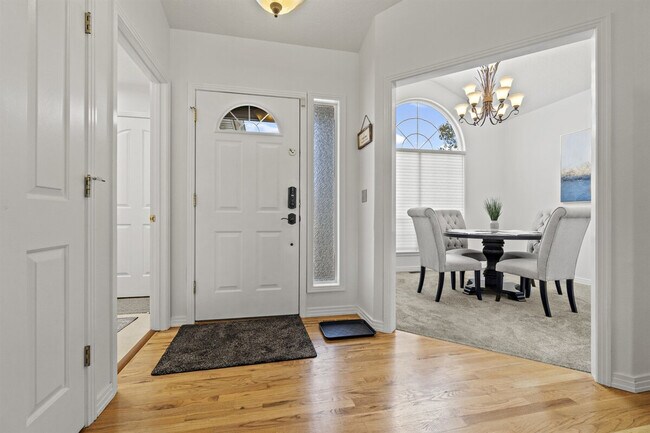 Building Photo - 9297 W Calico St