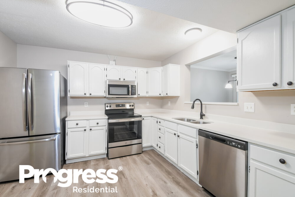 Building Photo - 2136 Walnut Meadow Ct