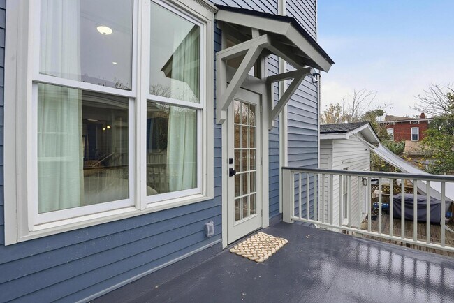 Building Photo - 309 Lorch St