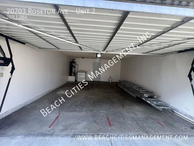 Building Photo - 20703 Roseton Ave