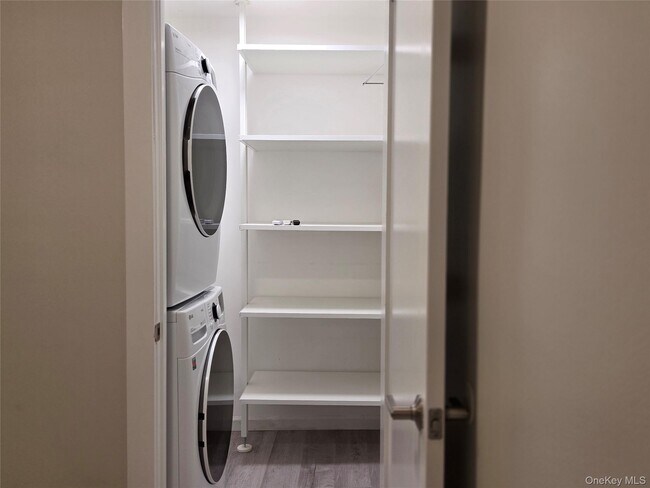 Building Photo - 189 Sierra Vista Ln