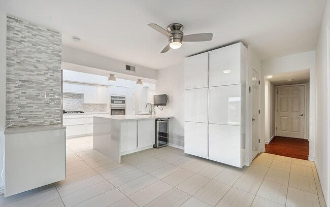 Building Photo - Exclusively Marketed by Wajdi Ahmad with Realty Of America. For more information please visit HAR...