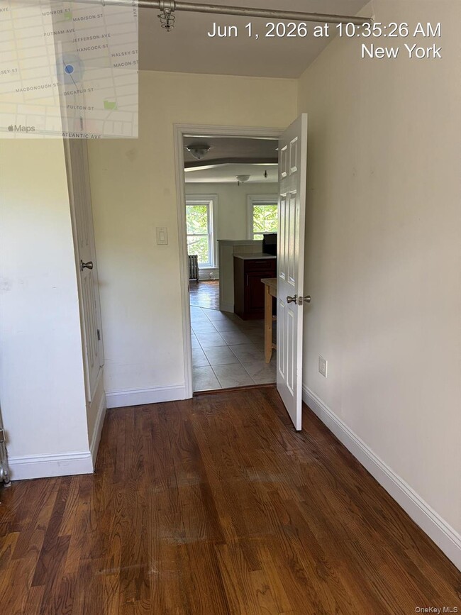 Building Photo - 313 Macon St