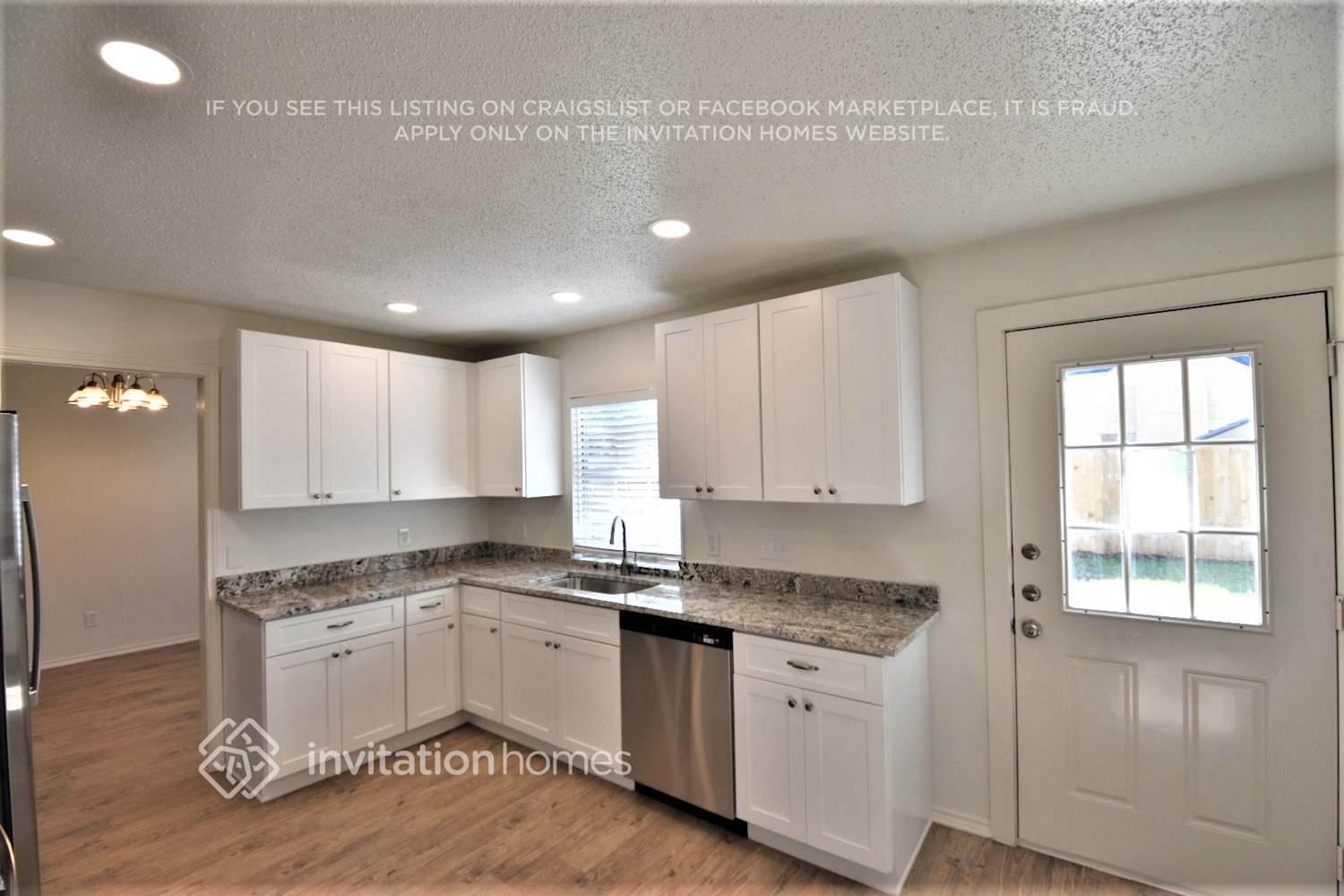 Building Photo - 4147 Hathaway Dr