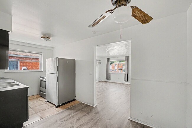 Building Photo - 3635 Northdale Pl