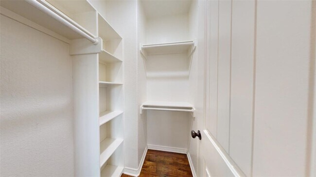 Building Photo - 109 Southland St