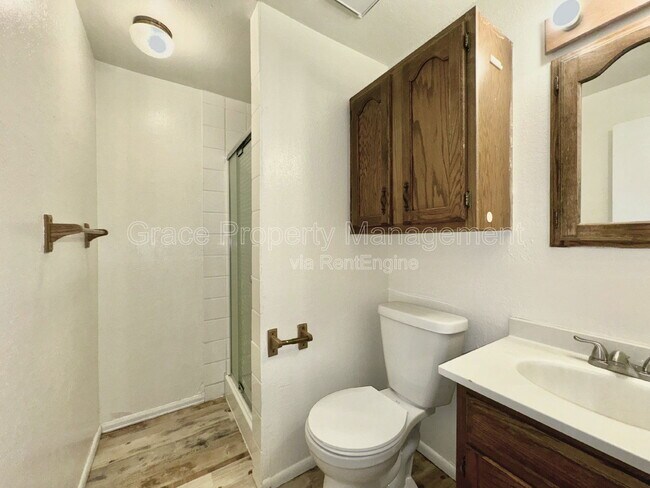 Building Photo - 5728 S Kenton St