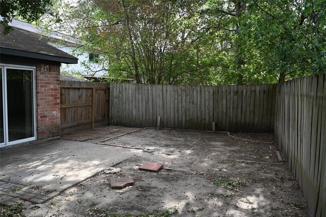 Building Photo - 22119 Singing Spurs Dr