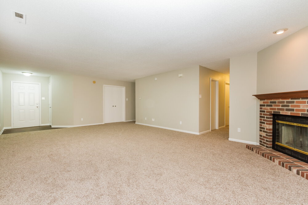 Building Photo - 10236 Hatherley Way