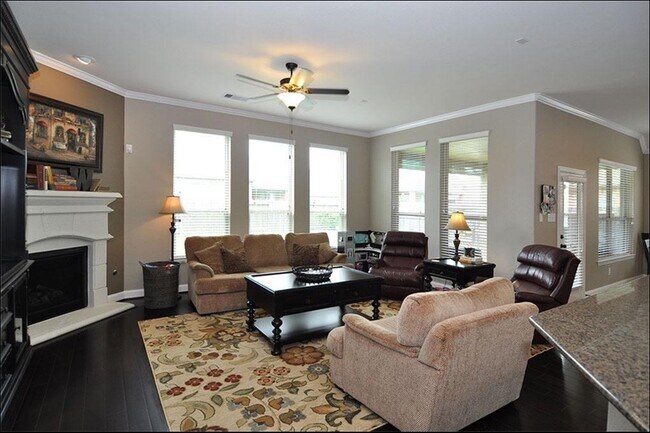 Building Photo - 14534 Castle Cove Ln