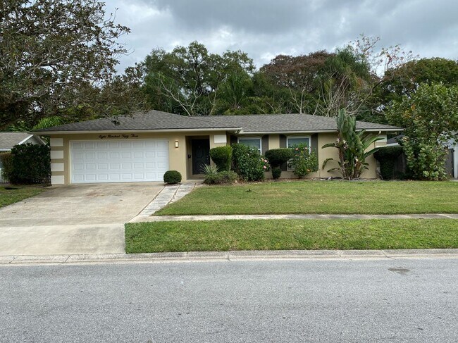 Primary Photo - 853 Woodside Rd