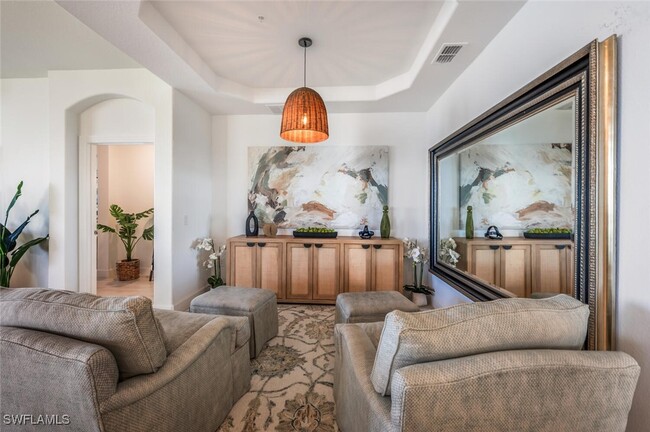 Building Photo - 16570 Ridgeview Cir