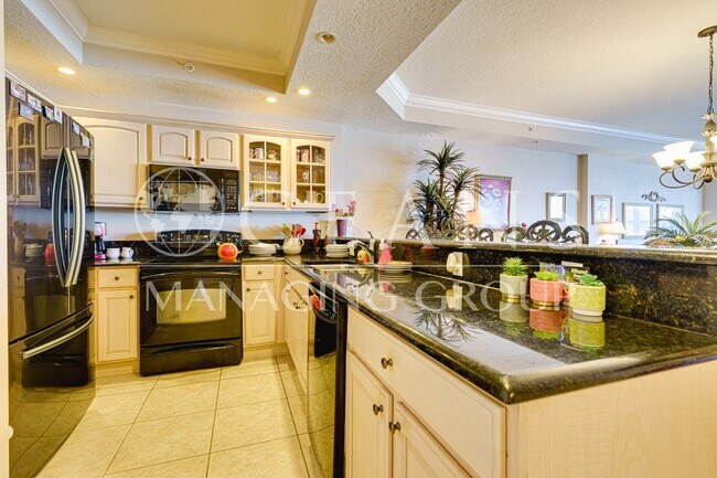 Building Photo - Furnished Daytona Beach Shores Condo