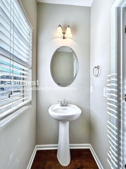 Building Photo - 5336 Dan Post Wy