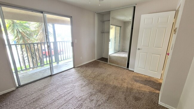 Building Photo - Lemon Grove Townhouse