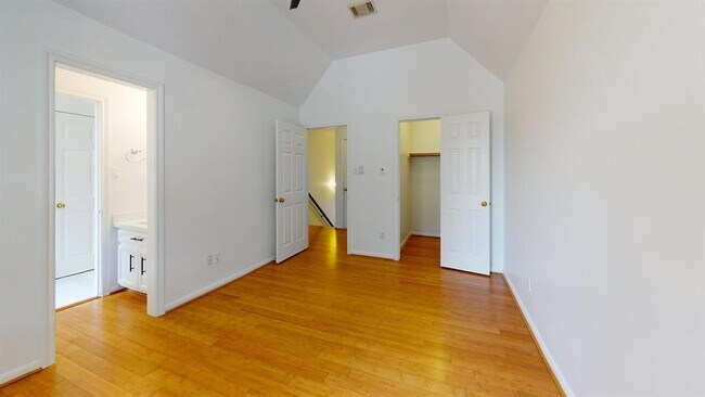 Building Photo - 3914 Fordham Park Ct