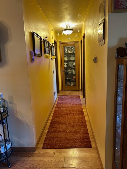 Building Photo - 1917 Pike Dr