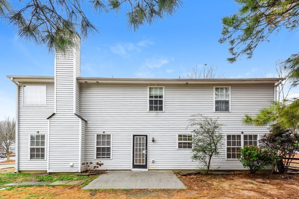 Building Photo - 3511 Hamilton Creek Trail NE