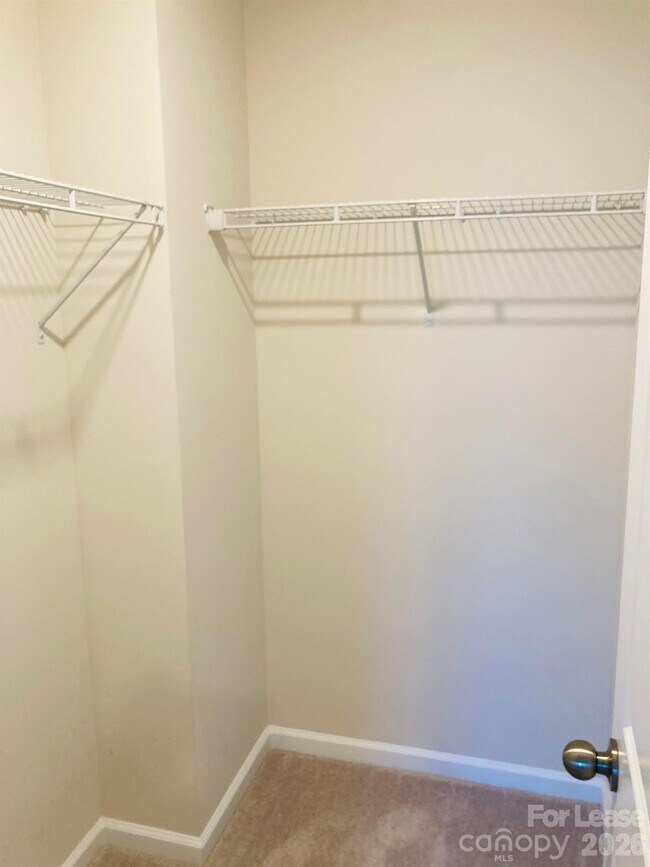 Building Photo - 3242 Treyson Dr