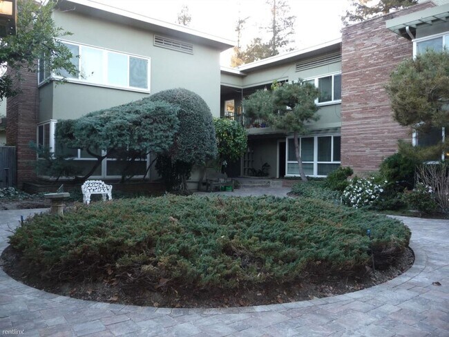 Building Photo - 430 Ravenswood Ave