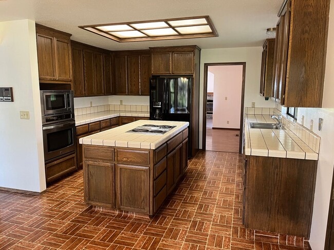 Building Photo - Private Mt. Hamilton Estate-Style Home on ¾ Acre with Expansive Grounds!