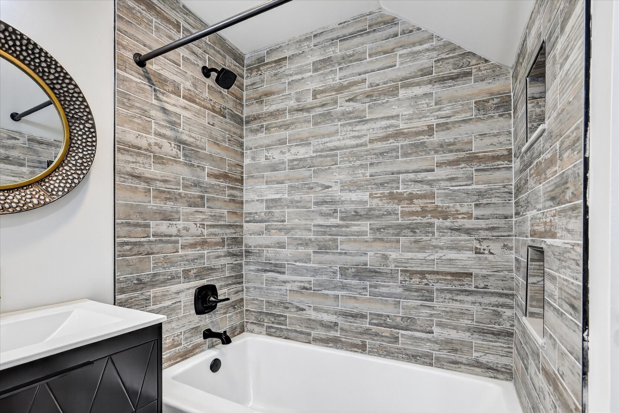 Building Photo - 509 McDonald St