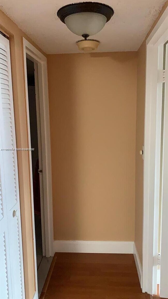 Building Photo - 3180 S Ocean Dr