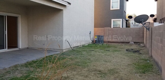 Building Photo - 7006 S 40th Ave