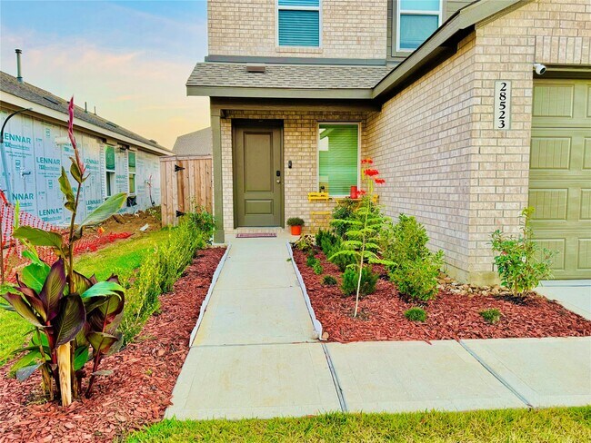 Building Photo - 28523 Texas Sparrow Ln