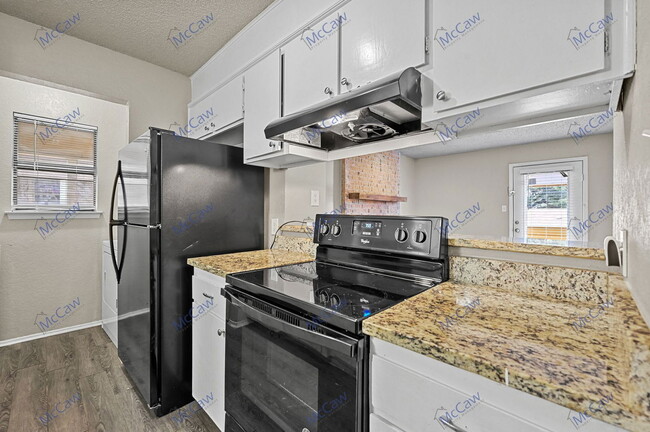 Building Photo - 6184 Vega Dr