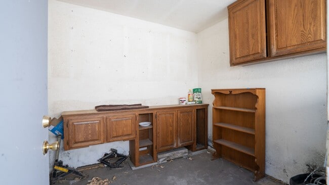 Building Photo - 3 Bedroom home in Winters